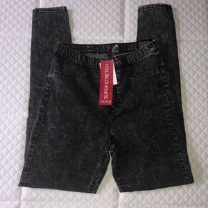 ~H&M Stretchy Pants~